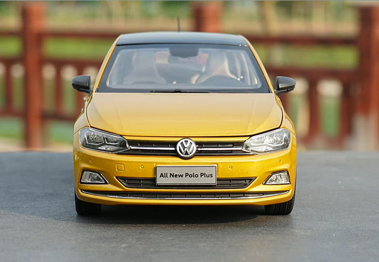 1:18 Volkswagen 2023 Polo Die Cast Model Car