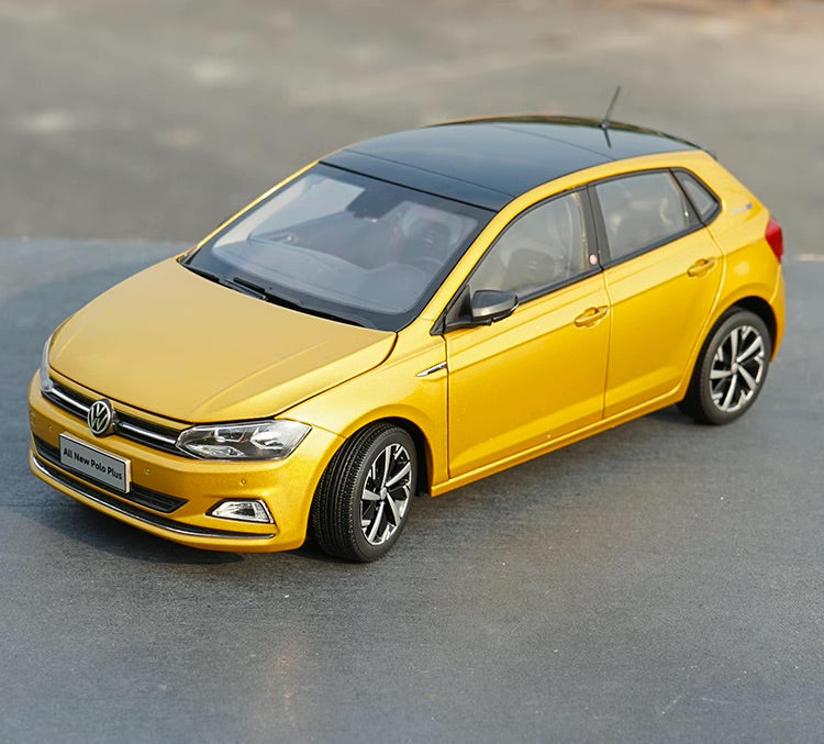 1:18 Volkswagen 2023 Polo Die Cast Model Car