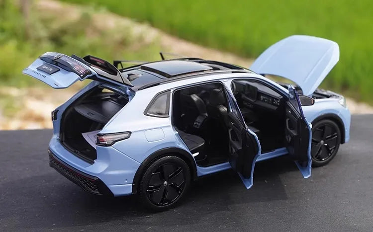 1:18 Volkswagen 2024 Tiguan L