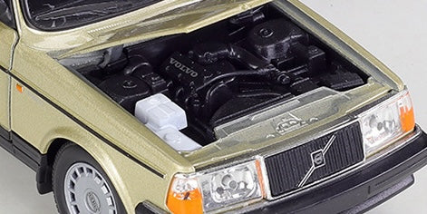 1:24 Volvo 1986 240 GL Die Cast Model Car