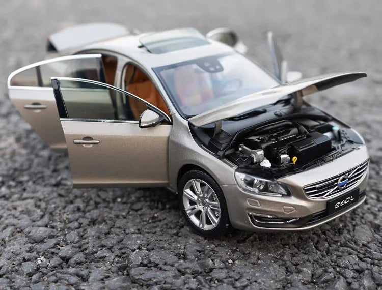 1:18 Volvo 2014 S60L Die Cast Model Car