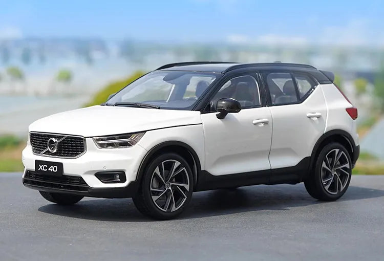 1:18 Volvo 2018 XC40 Die Cast Model Car