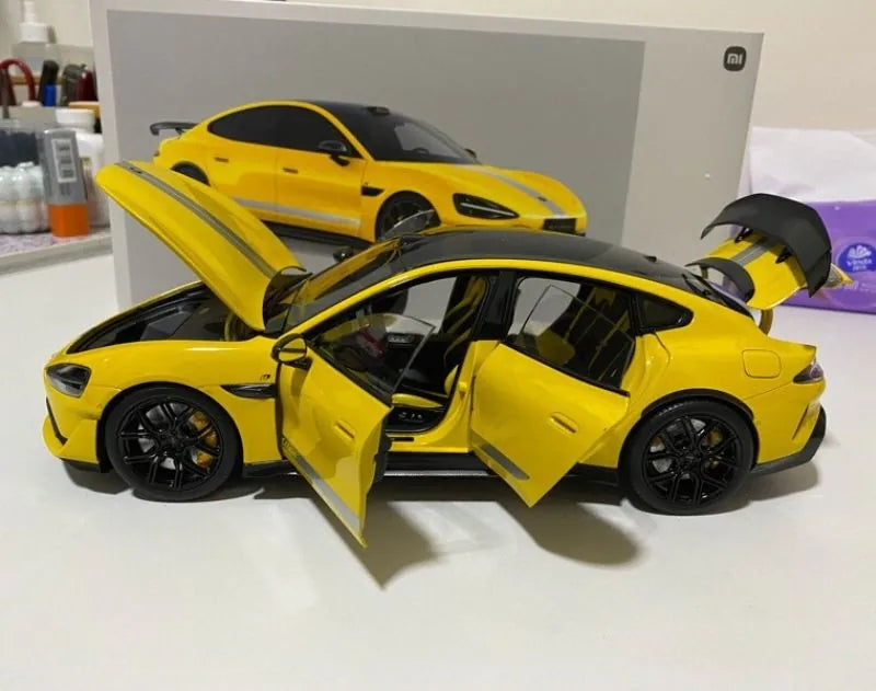 1:18 Xiaomi Su7 Ultra Die Cast Model Car