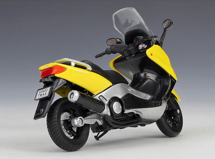 1:18 YAMAHA 2001 XP500 TMAX Motorcycle Model