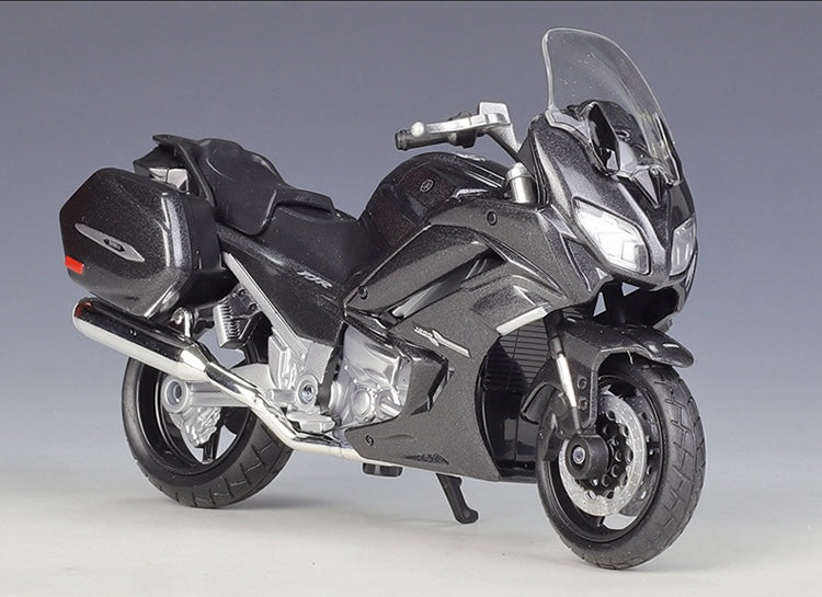 1:18 YAMAHA 2017 FJR1300 Motorcycle Model