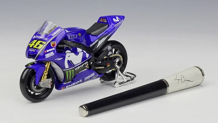 1:18 YAMAHA 2018 Factory Racing Team