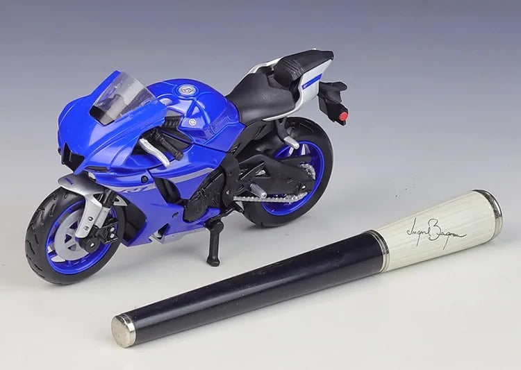 1:18 YAMAHA 2021 YZF-R1