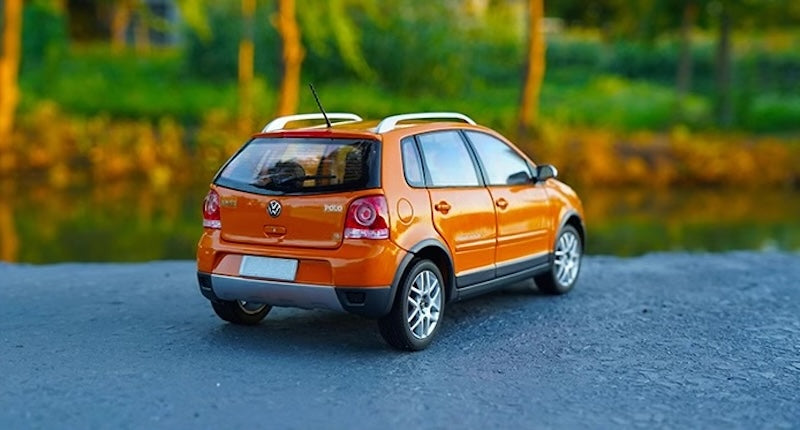 1:18 Volkswagen 2007 Crosspolo Die Cast Model Car