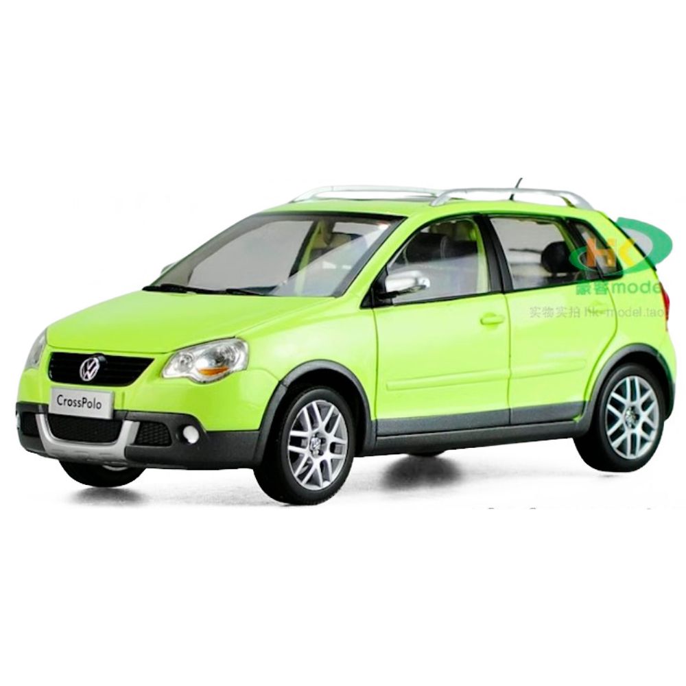 1:18 Volkswagen 2007 Crosspolo Green Die Cast Model Car